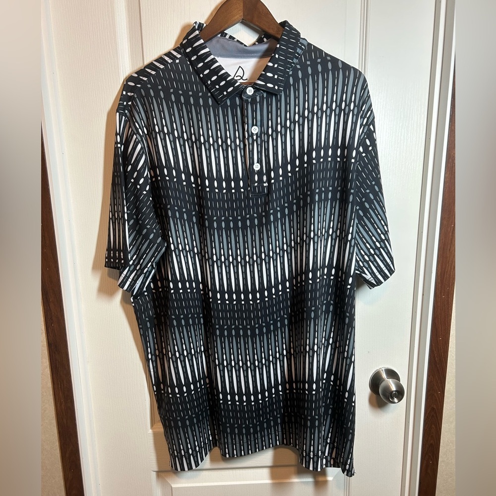 Deolax Men's Black and White Patterned Polo Shirt - Size XXL - EUC